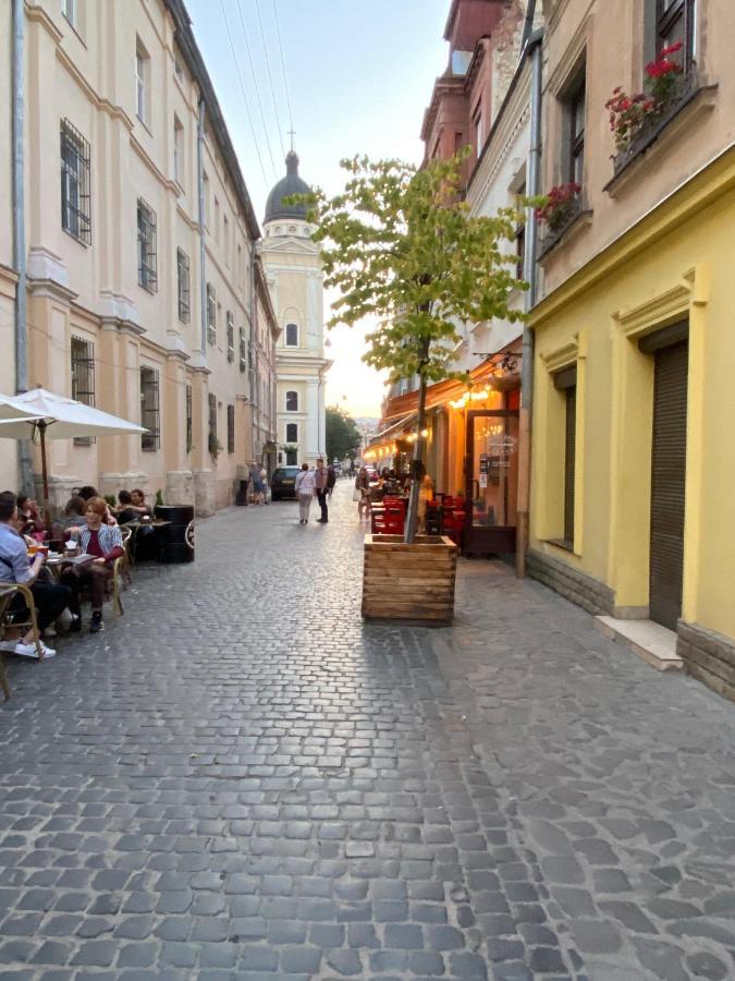 Центер Квартира На Вулиці Лесі Українки 19 Lviv Exterior foto